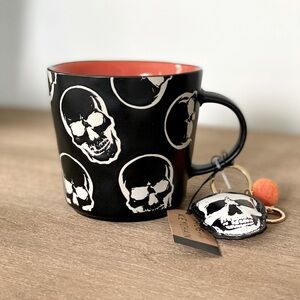Halloween Skull Skeleton Mug With Keychain NWT